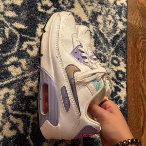 Womens Nike Air Maxes